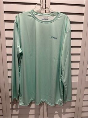 Columbia Men’s NWT Terminal Tackle Fish Flag Performance Fishing Gear Shirt